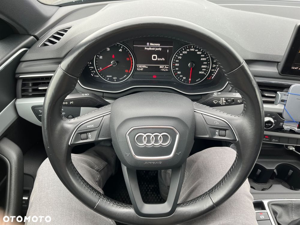 Audi A4 Avant 2.0 TDI Sport - 30