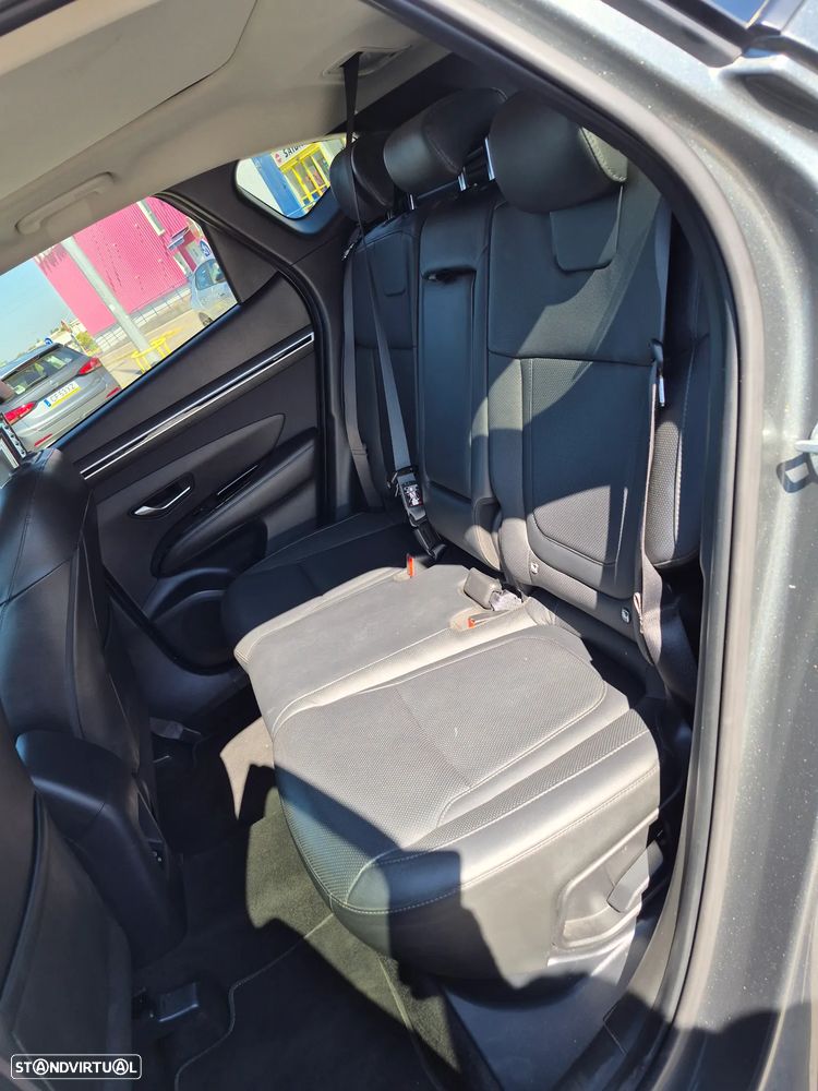 Hyundai Tucson - 16