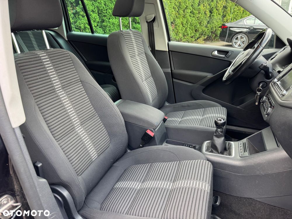 Volkswagen Tiguan 2.0 TDI DPF 4Motion BlueMotion Technology Track & Field - 13