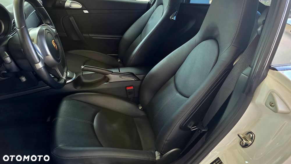 Porsche 911 Carrera 4S PDK - 16