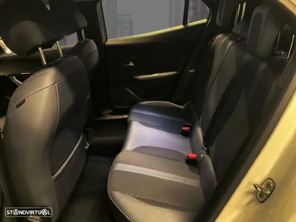 Peugeot 2008 PureTech 130 EAT8 Allure Pack - 14