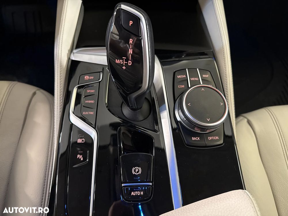 BMW Seria 5 - 18