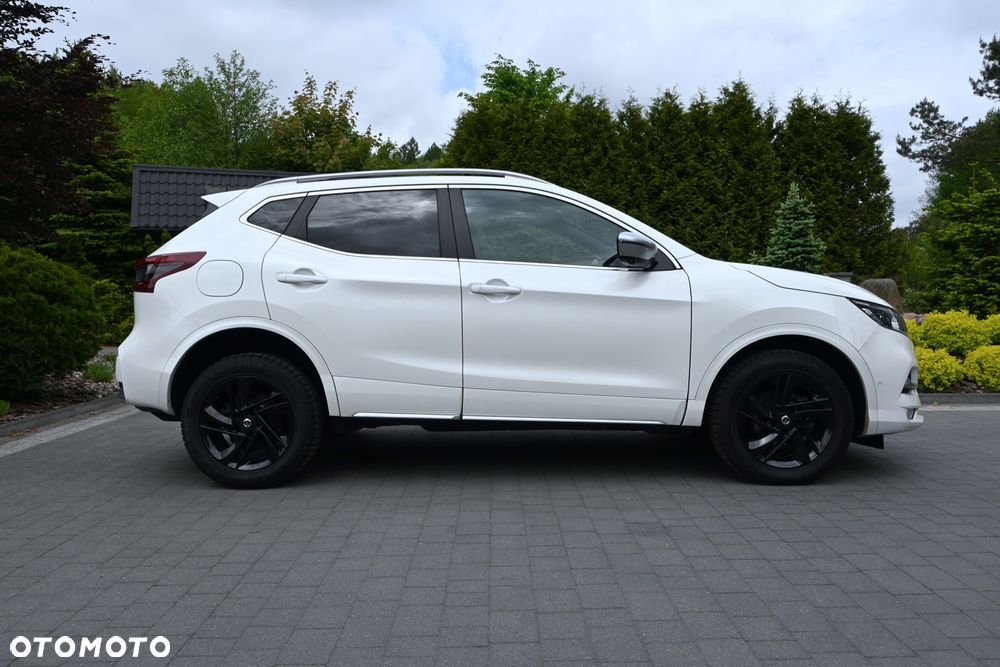 Nissan Qashqai 1.7 dCi 4x4 Tekna+ Xtronic - 9