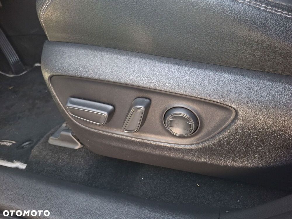 Toyota RAV4 2.5 Hybrid Executive 4x4 - 18