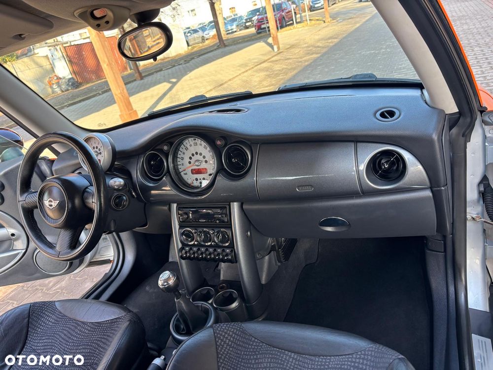 MINI Cooper Seven - 11