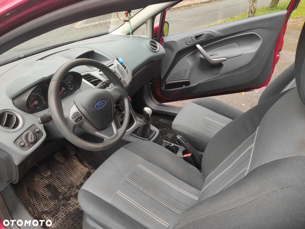 Ford Fiesta - 19