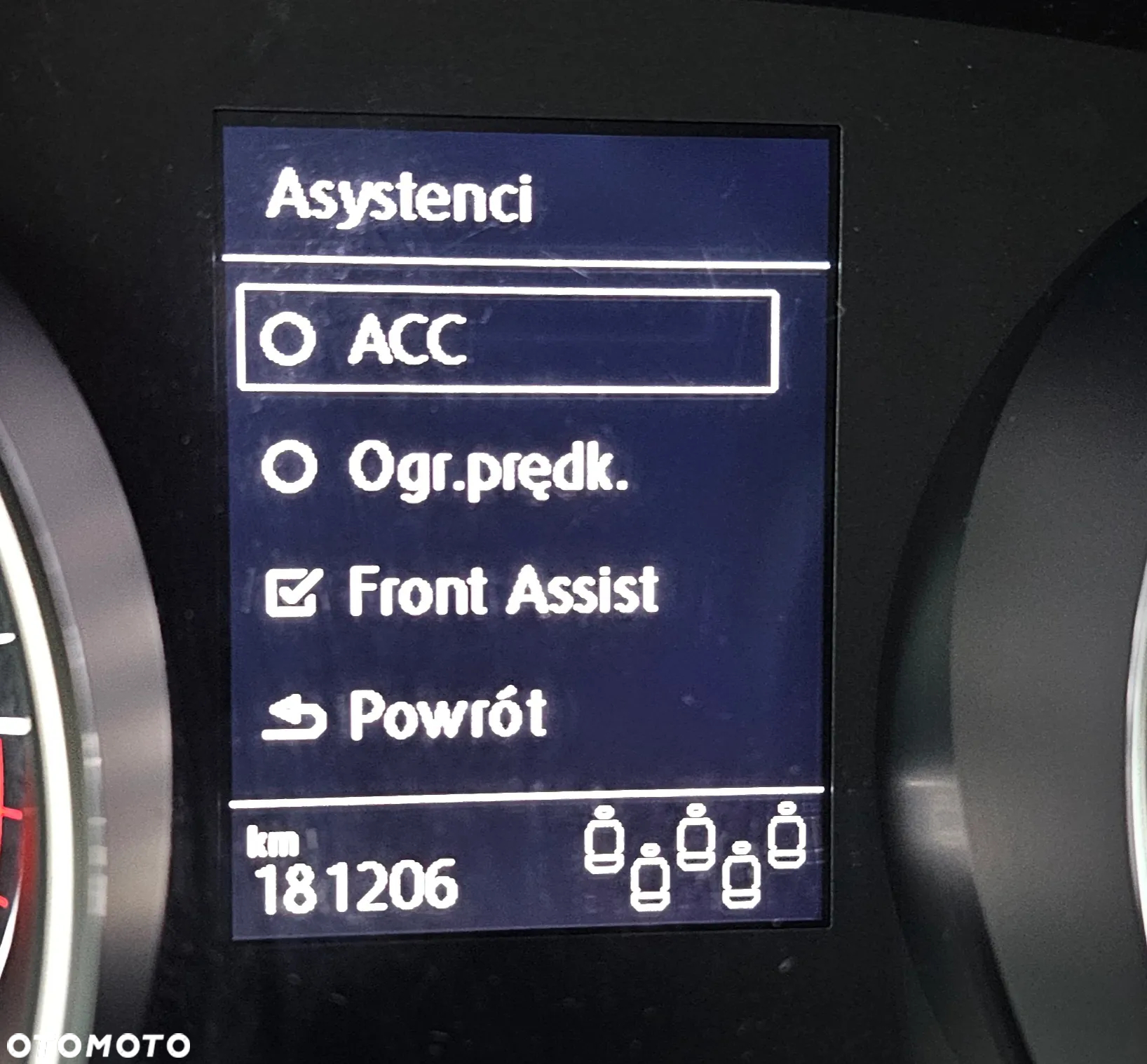 Volkswagen Touran 2.0 TDI SCR (BlueMotion Technology) DSG Highline - 38