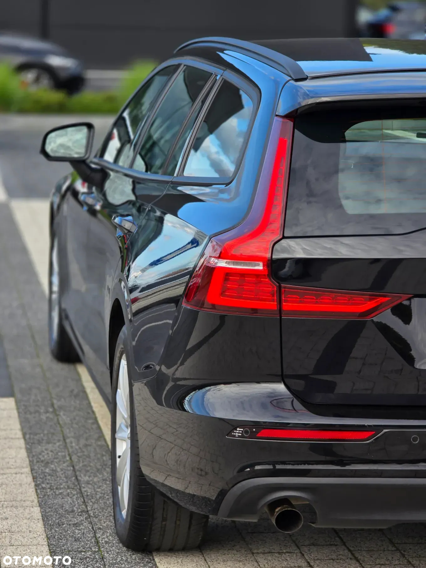 Volvo V60 B3 B Momentum Core - 18