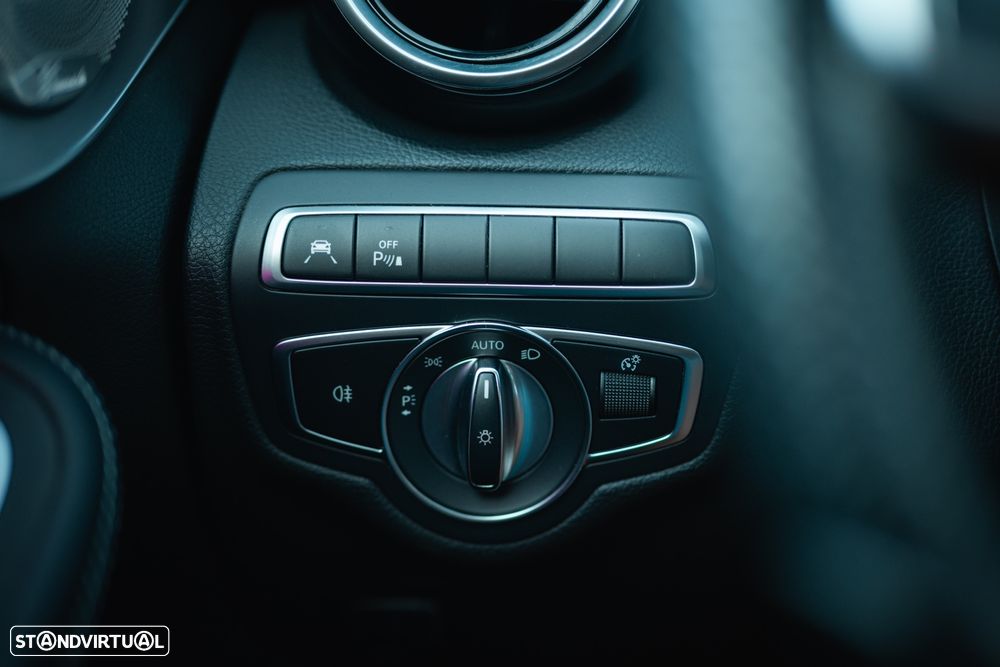 Mercedes-Benz C 300 de AMG Line - 25