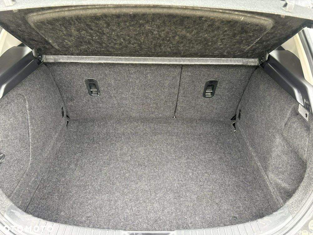 Mazda 3 1.6 MZR Edition - 12