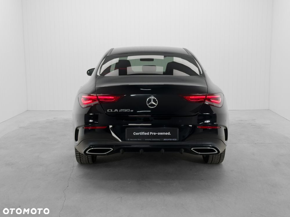 Mercedes-Benz CLA 250 E AMG Line 8G-DCT - 13