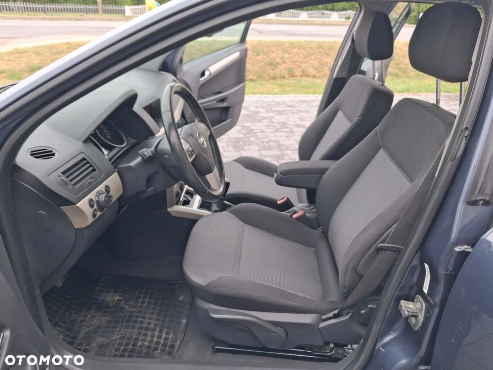 Opel Astra 1.4 - 11