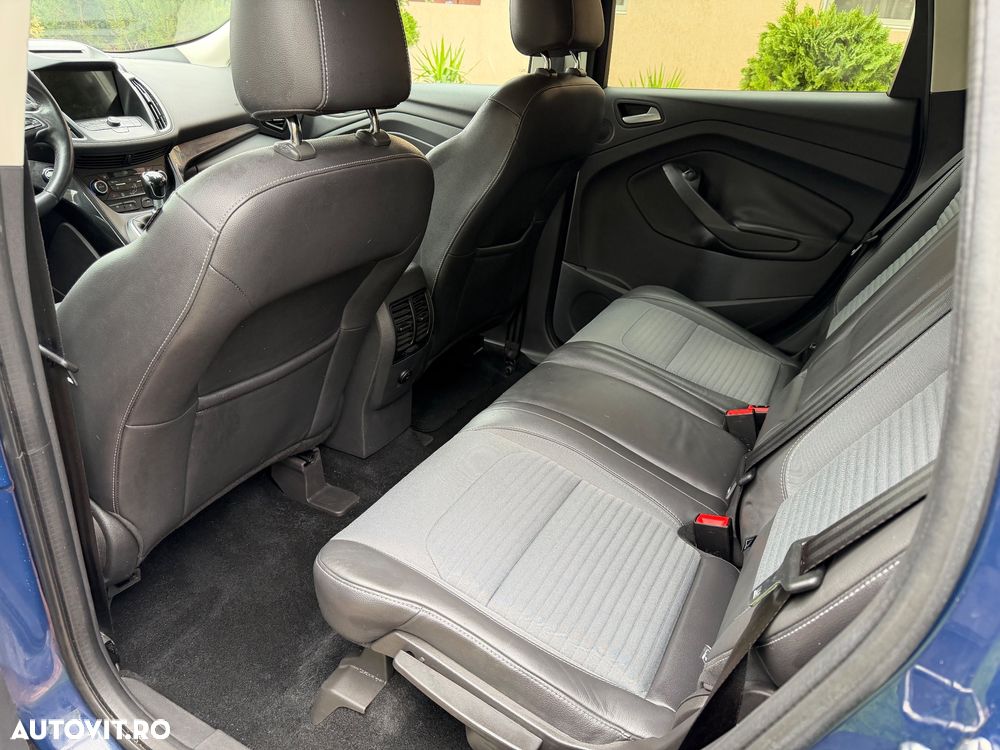Ford Kuga 2.0 TDCi 4WD Titanium - 11