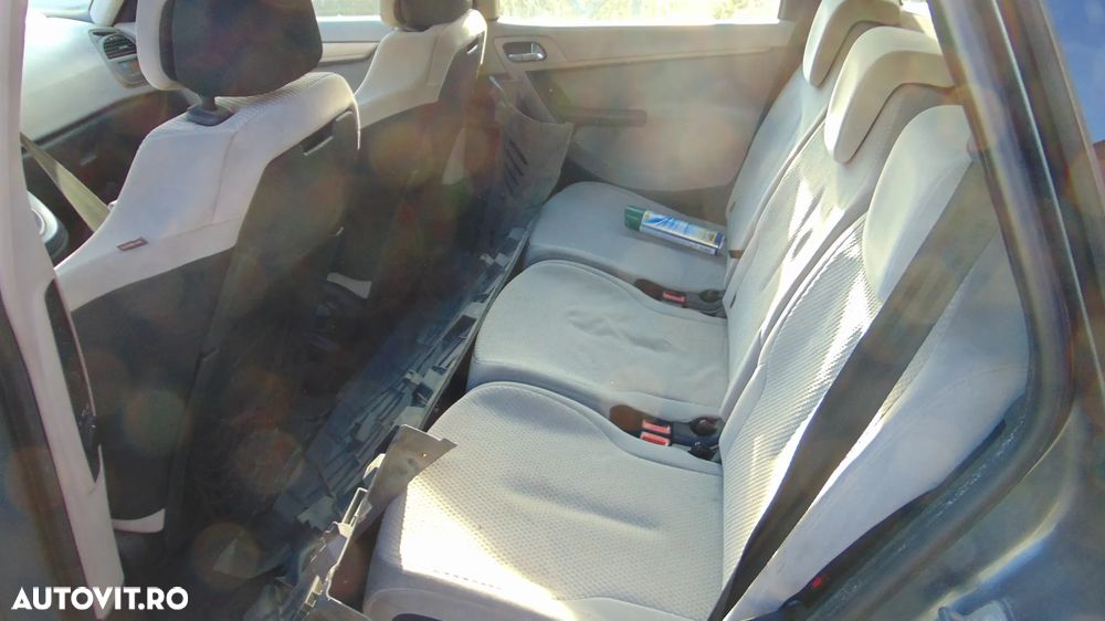 Bara fata completa Citroen C4 Picasso an 2007 - 12