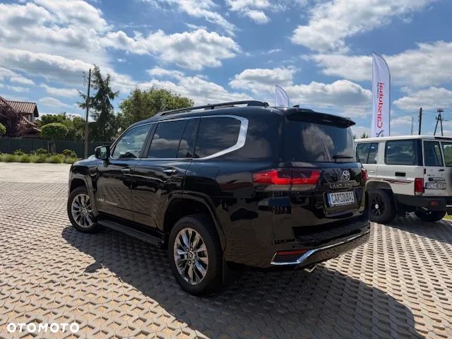 Toyota Land Cruiser - 9