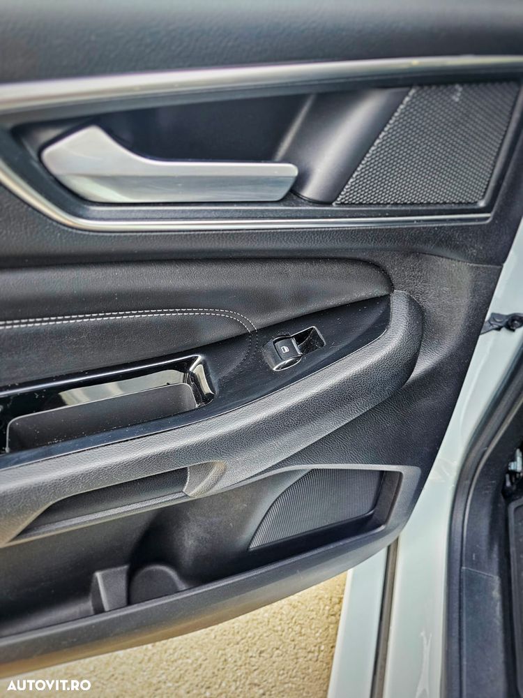 Ford S-Max 2.0 TDCi Powershift Titanium - 40