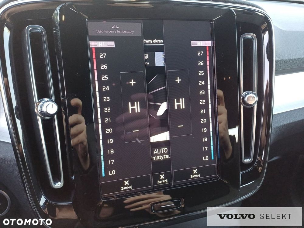Volvo XC 40 - 24