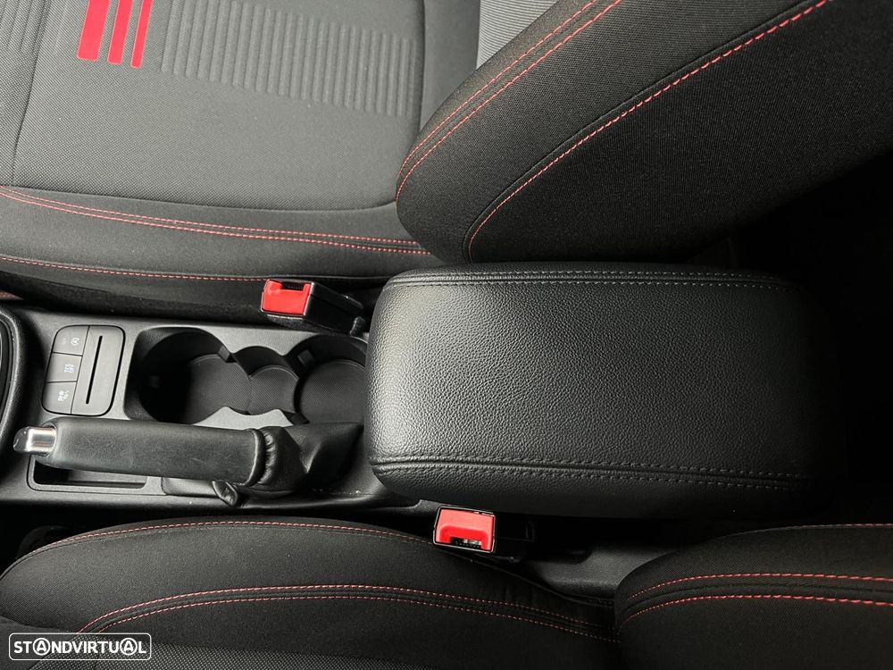 Ford Fiesta 1.0 EcoBoost ST-Line - 35