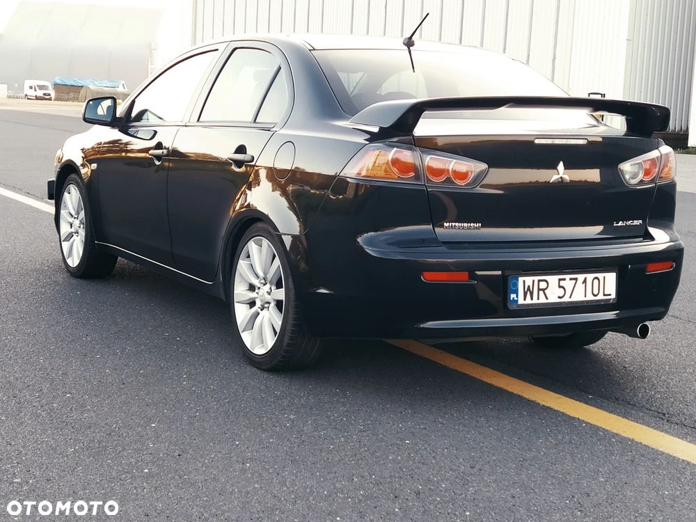 Mitsubishi Lancer 1.6 Intense - 14