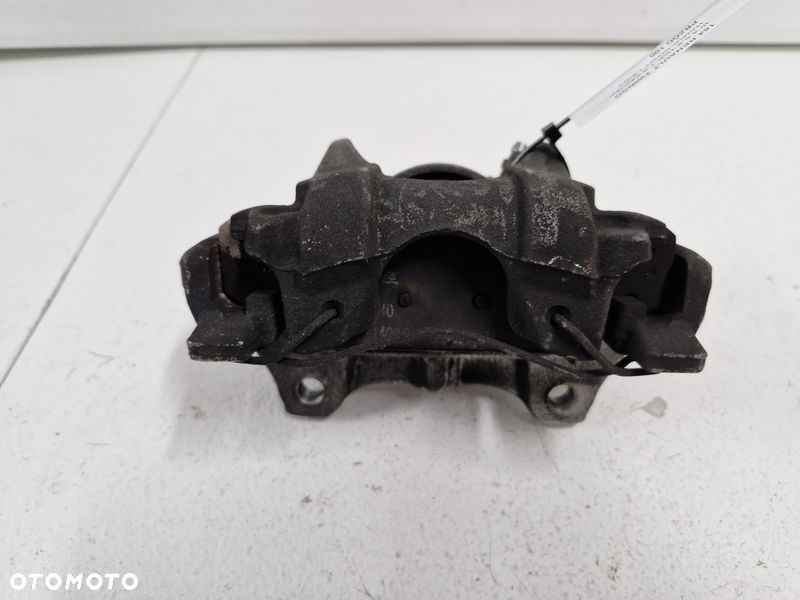 RENAULT TWINGO 3 III 1.0 B ZACISK HAMULCOWY LEWY PRZÓD PRZEDNI JARZMO - 2