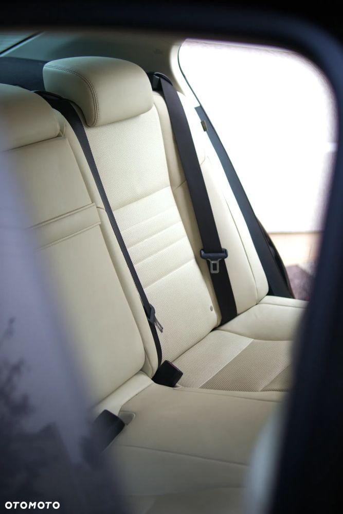 Lexus GS 200t Luxury Line - 14