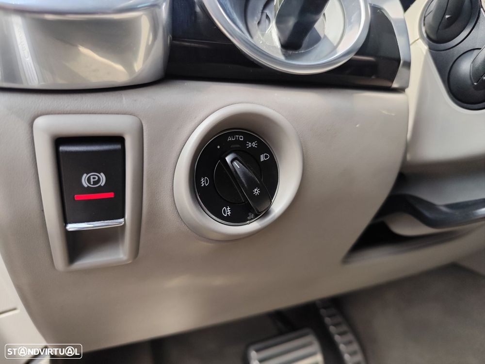 Porsche Cayenne - 39