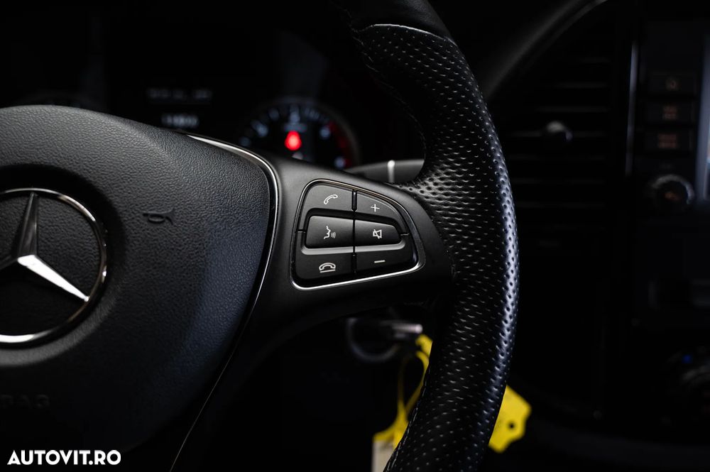 Mercedes-Benz Vito Compact 119 CDI 190CP RWD 9AT BASE - 19