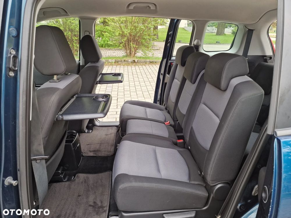 Mazda 5 - 16