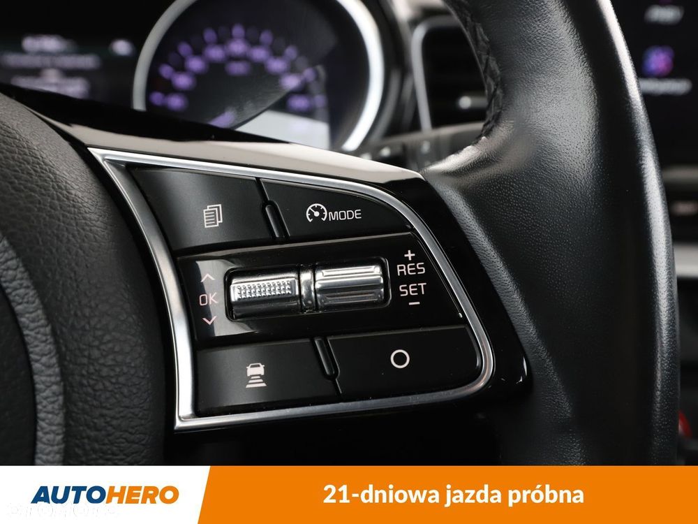Kia Ceed - 31