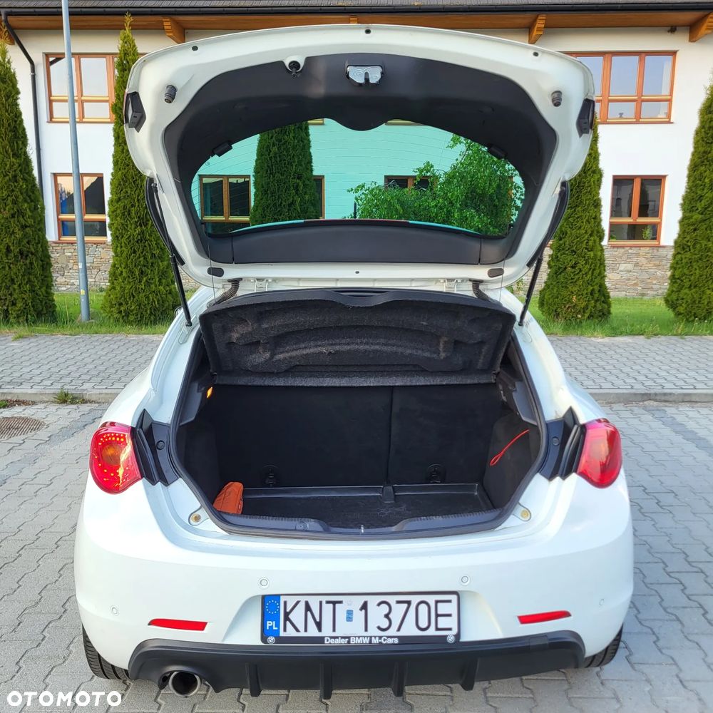 Alfa Romeo Giulietta 1.6 JTDM 16V Impression - 12