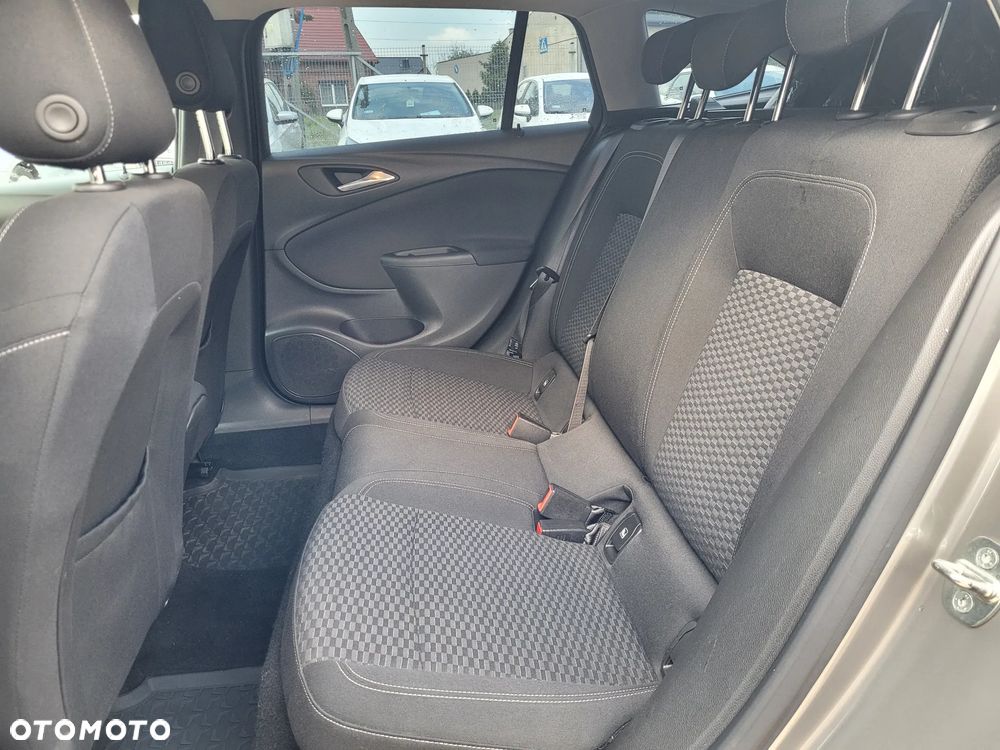 Opel Astra 1.4 T Enjoy - 7