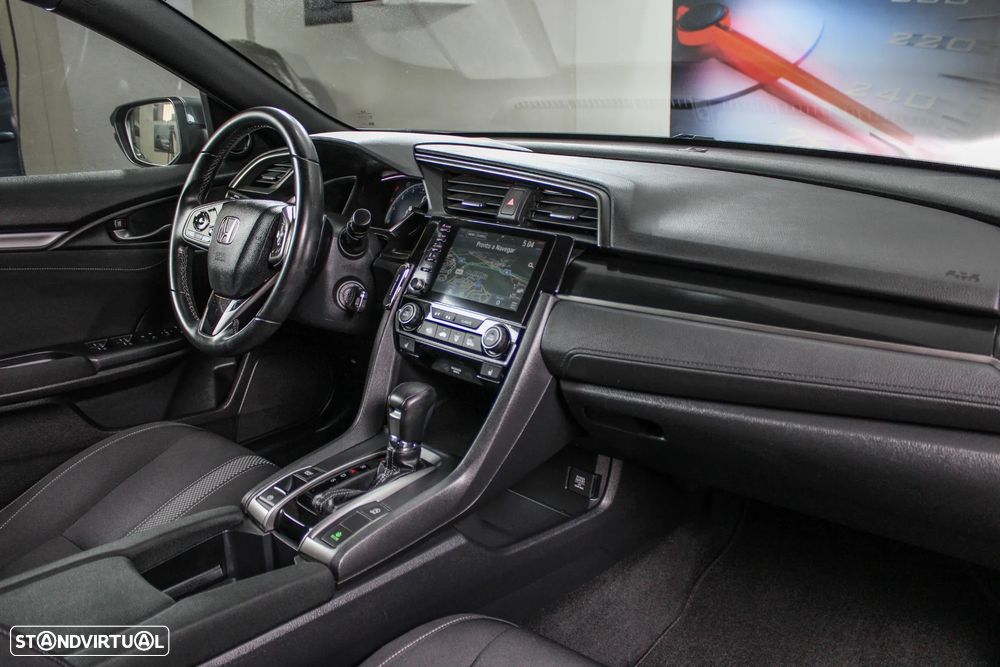 Honda Civic 1.0 i-VTEC Elegance Navi CVT - 15