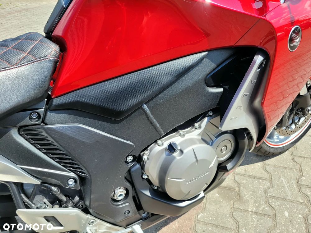 Honda VFR - 6