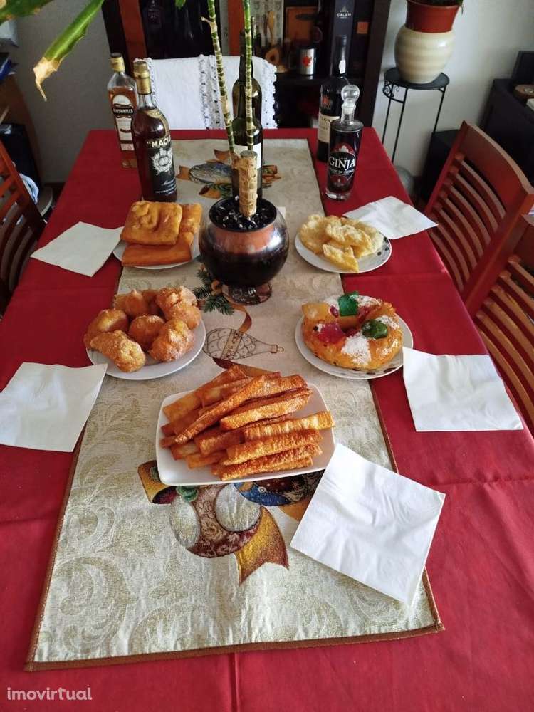 Quarto individual mobiliado em Almada com utilidades incluídas - Grande imagem: 2/2