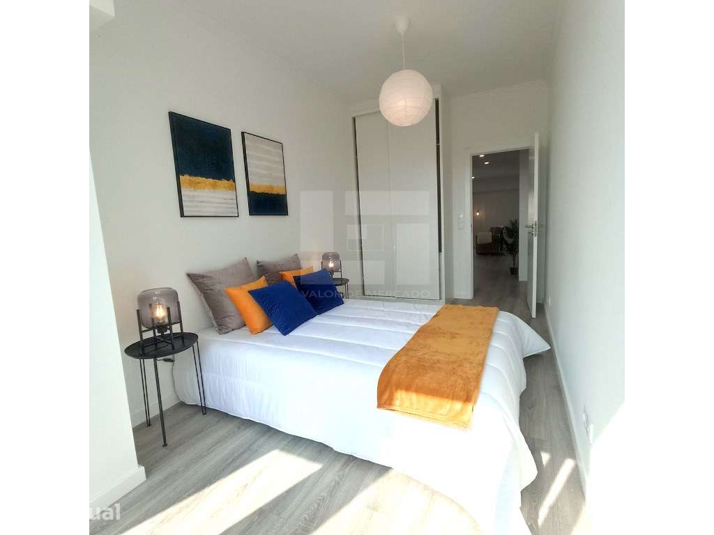 Apartamento t3 à venda na Rua João Ortigão Ramos, - Grande imagem: 3/22