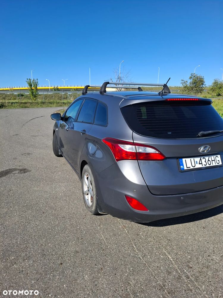 Hyundai i30 1.6 CRDi Classic + - 10