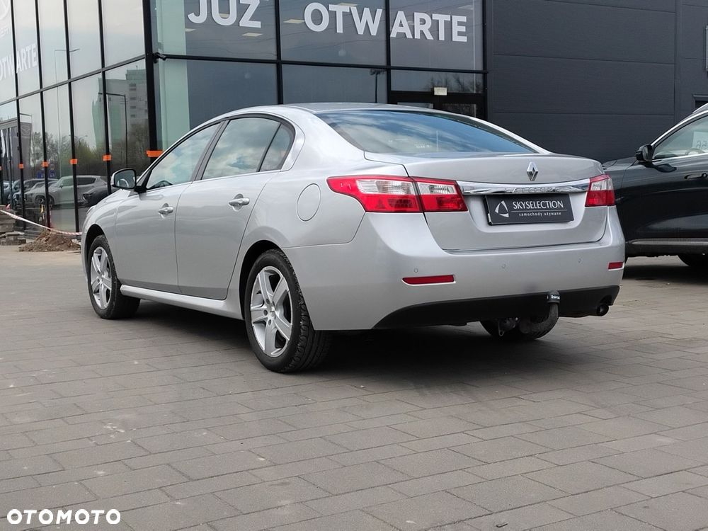 Renault Latitude 2.0 Expression Etanol - 3