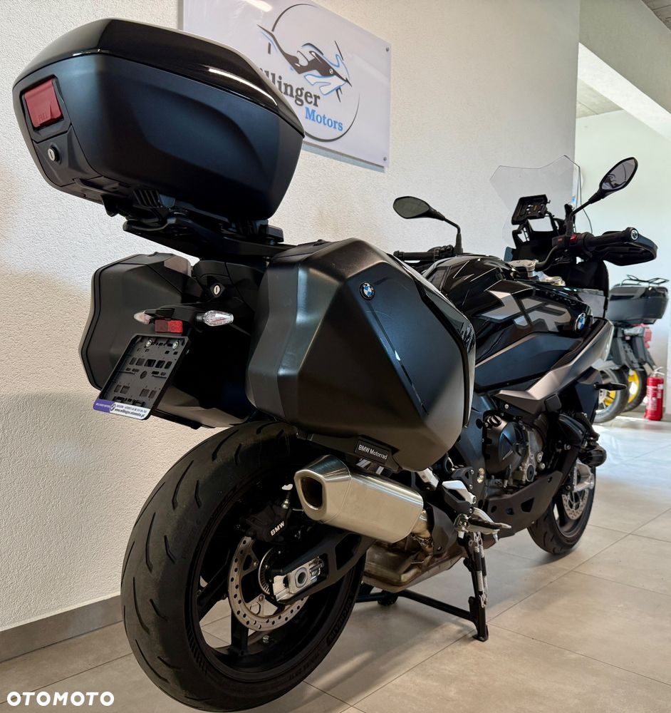 BMW XR - 5