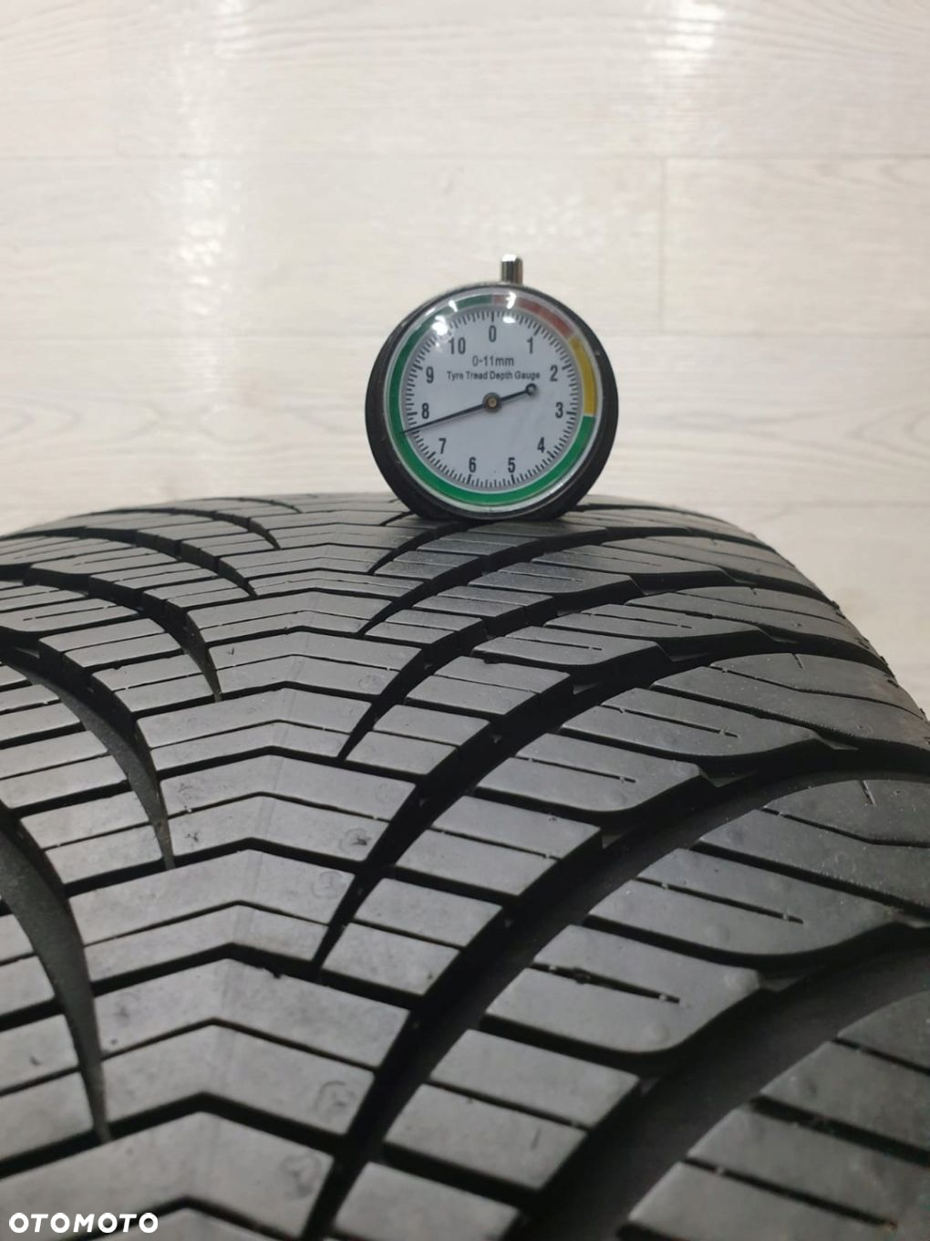 Opona całoroczna Goodyear Vector 4SEASONS GEN-2 225/55R17 97 V - 2