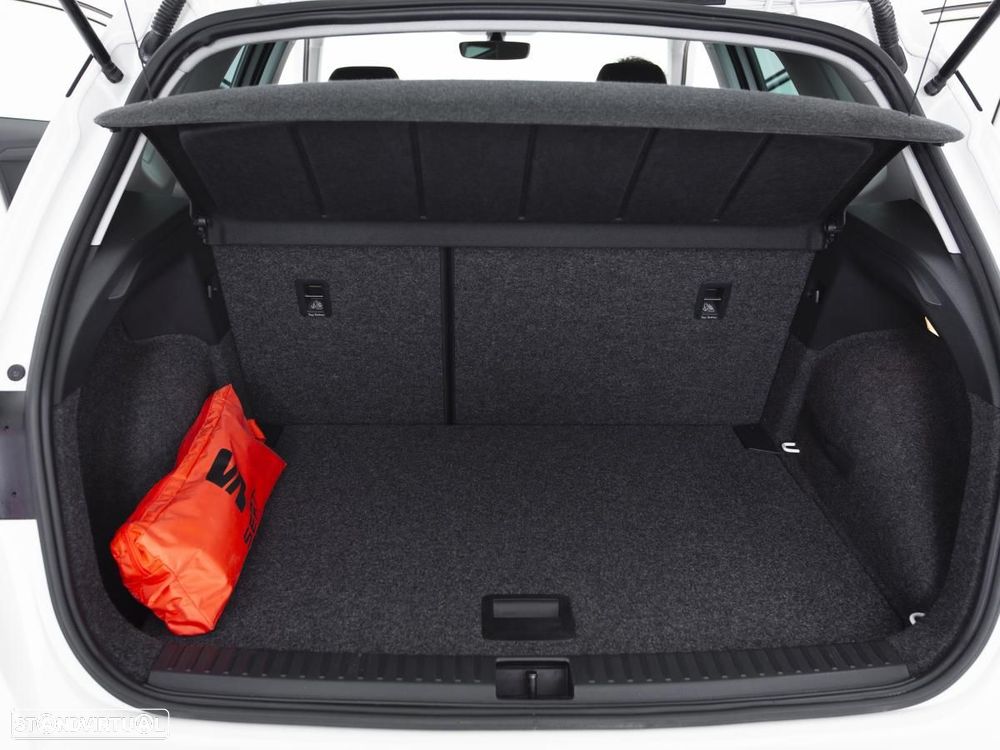 SEAT Arona - 7