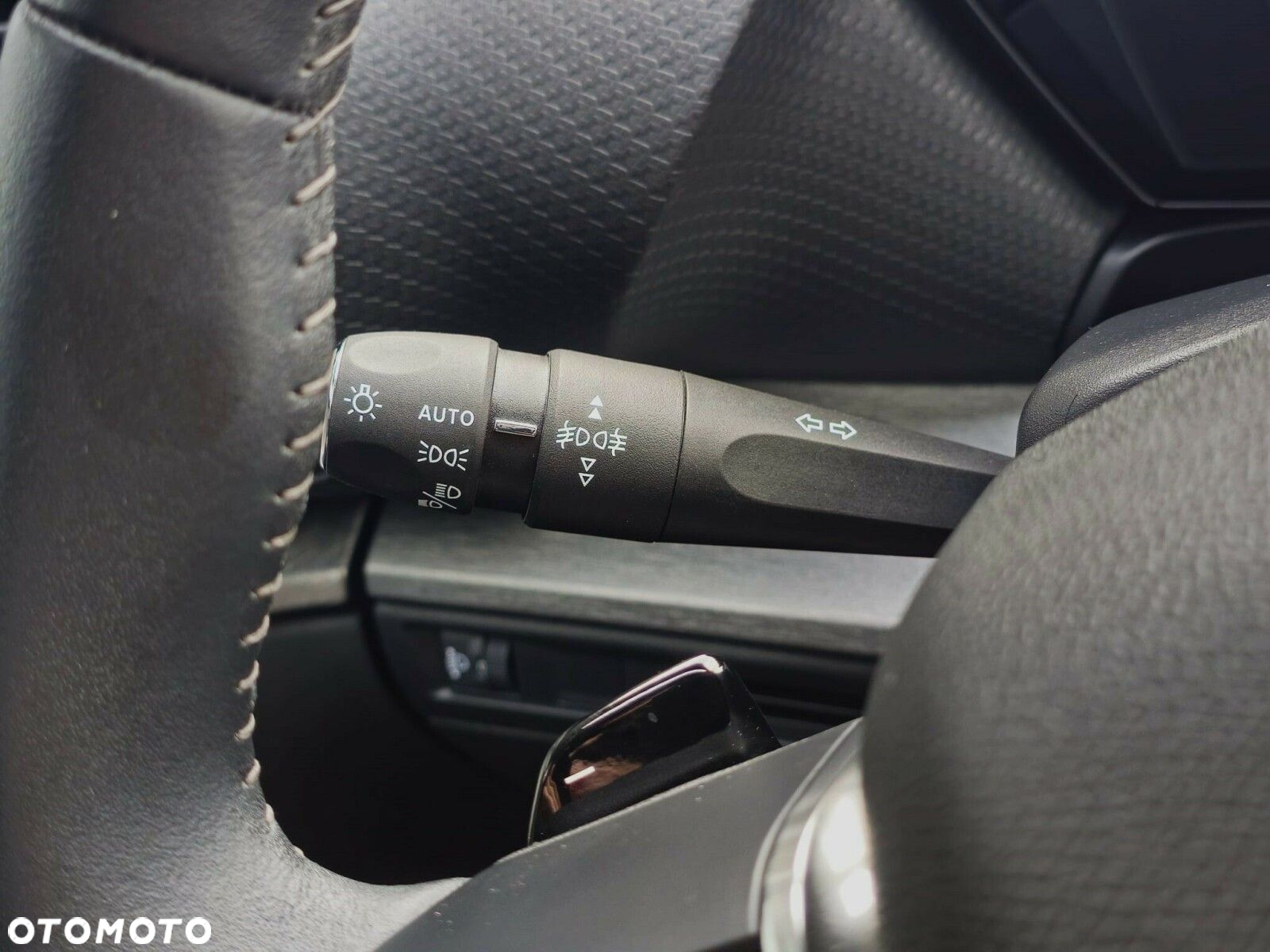 Citroën C5X 1.2 PureTech Shine EAT8 - 15