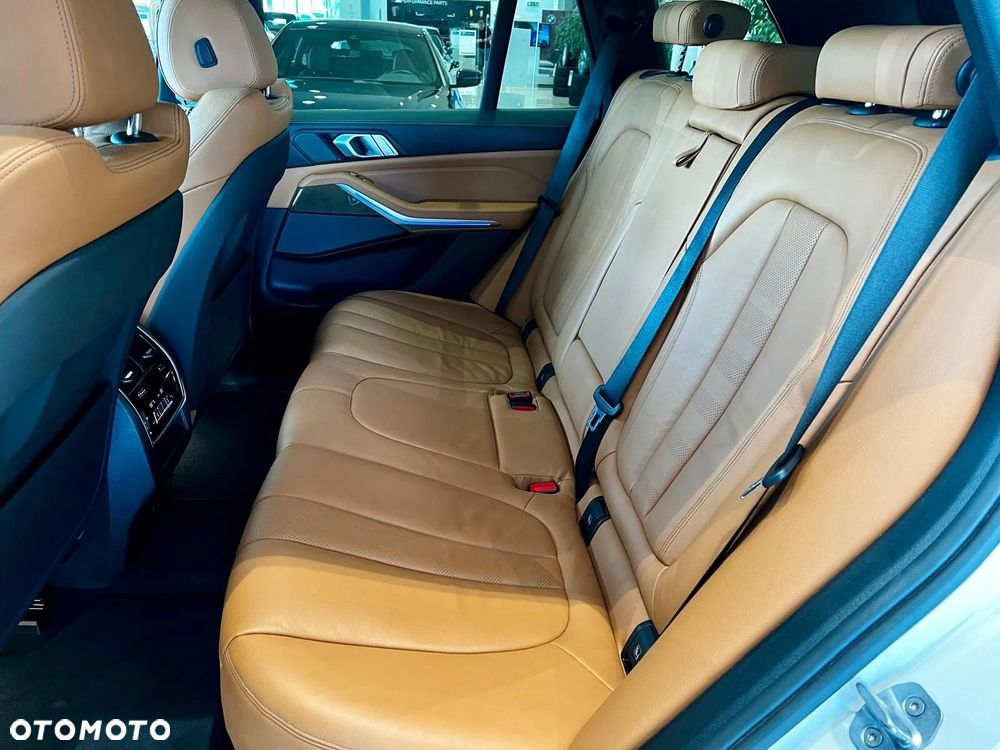 BMW X5 xDrive30d sport - 16