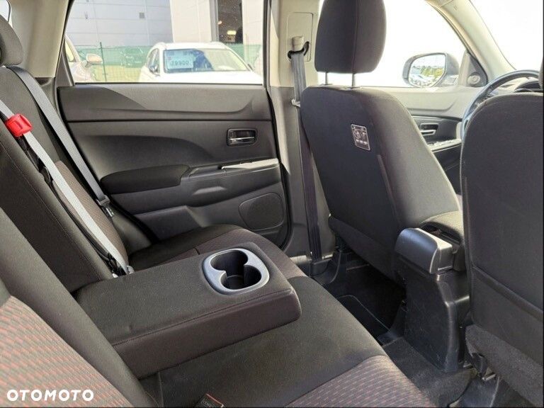 Mitsubishi ASX 1.6 Instyle - 26