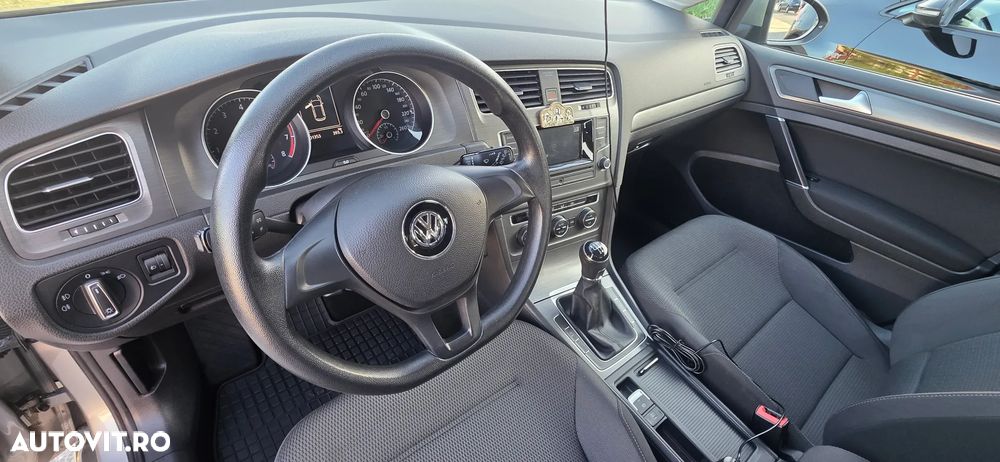 Volkswagen Golf 1.4 TSI BMT Comfortline - 16
