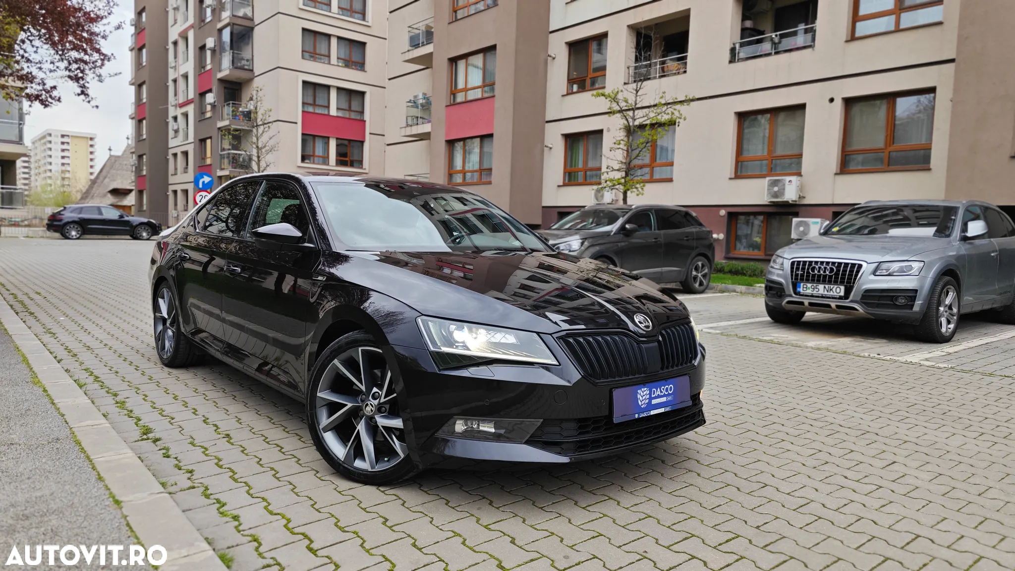Skoda Superb 2.0 TDI DSG Sportline - 21