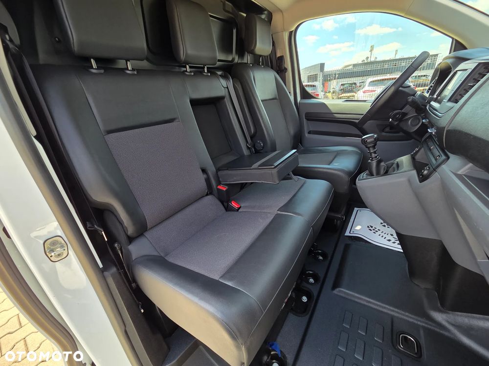Opel VIVARO - 37