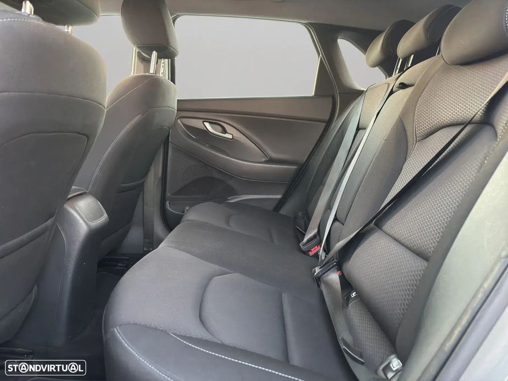 Hyundai i30 1.6 CRDI STyle - 13