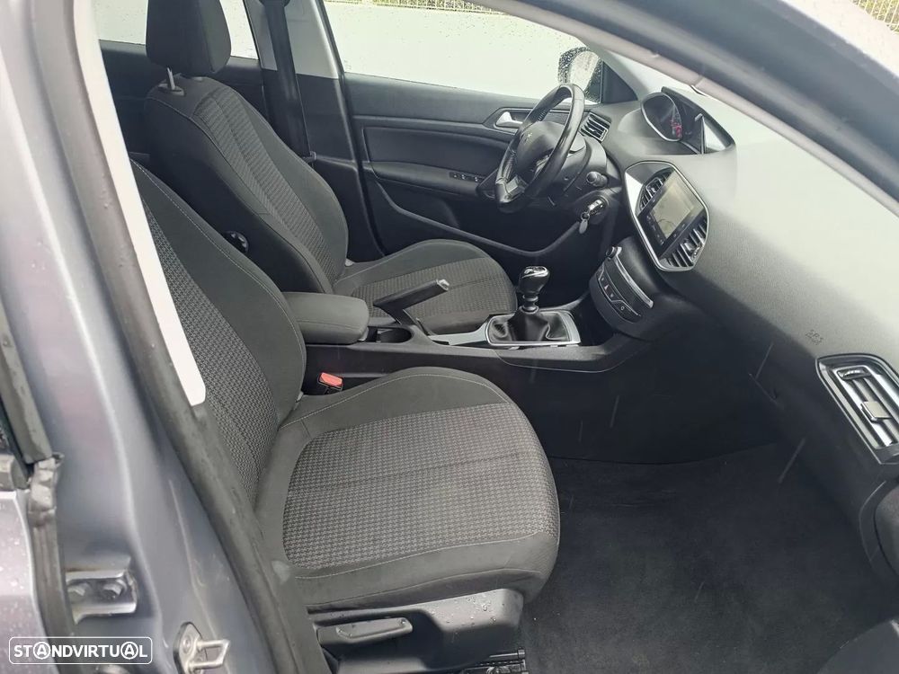 Peugeot 308 1.5 BlueHDi Active - 26