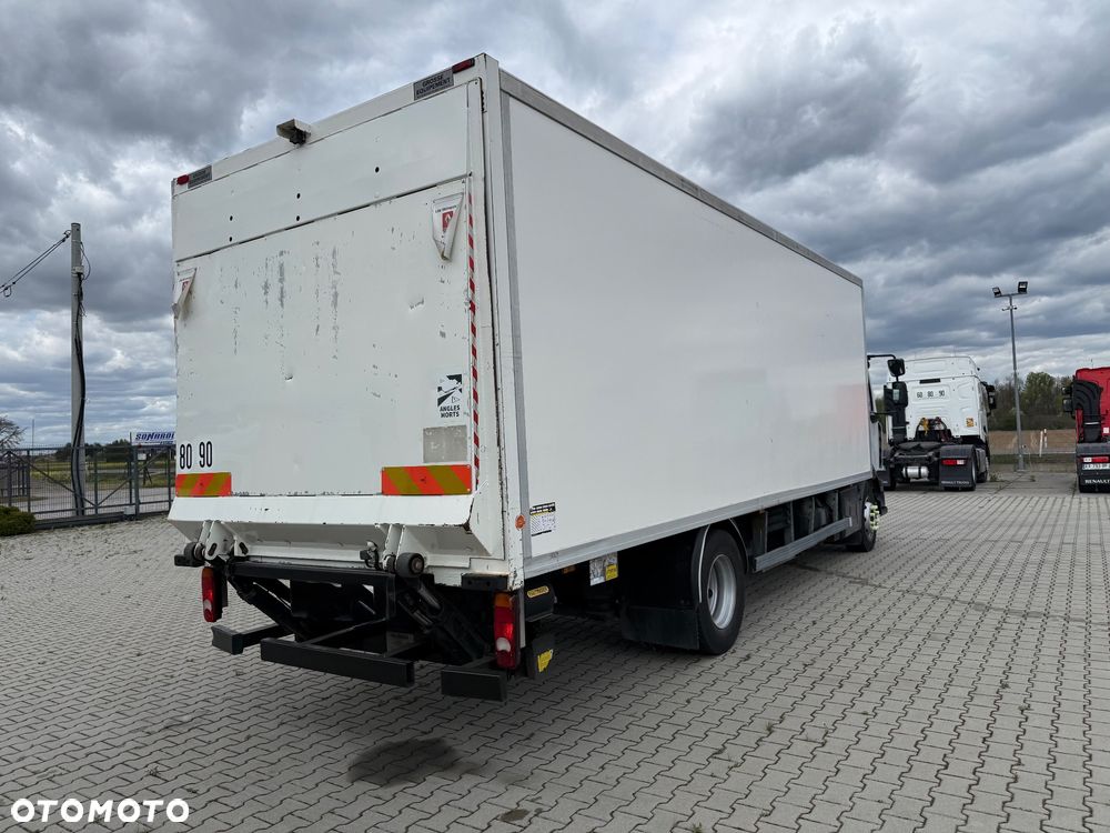 Renault D16 / 240 KM / DMC 16 TON / KONTENER + DUŻA WINDA 2000 KG / TYŁ PODUSZKA / TYLKO 176.000KM / DO ZABUDOWY / SPROWADZONY / STAN BDB / / / - 5