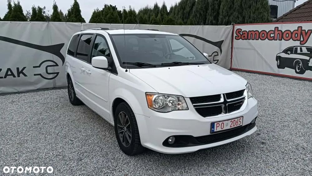 Dodge Caravan - 12